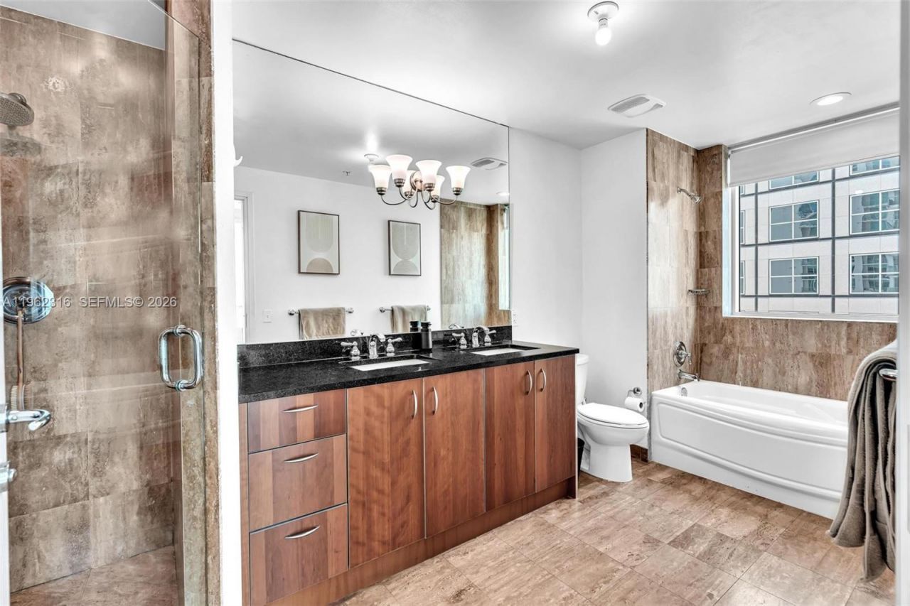 300 S Biscayne Blvd, Unit 2916, Miami, FL 33131 Photo