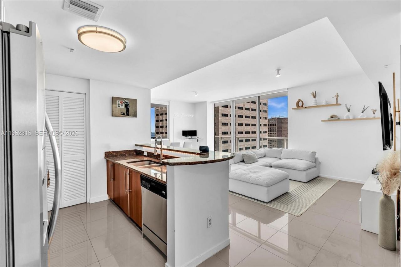 300 S Biscayne Blvd, Unit 2916, Miami, FL 33131 Photo