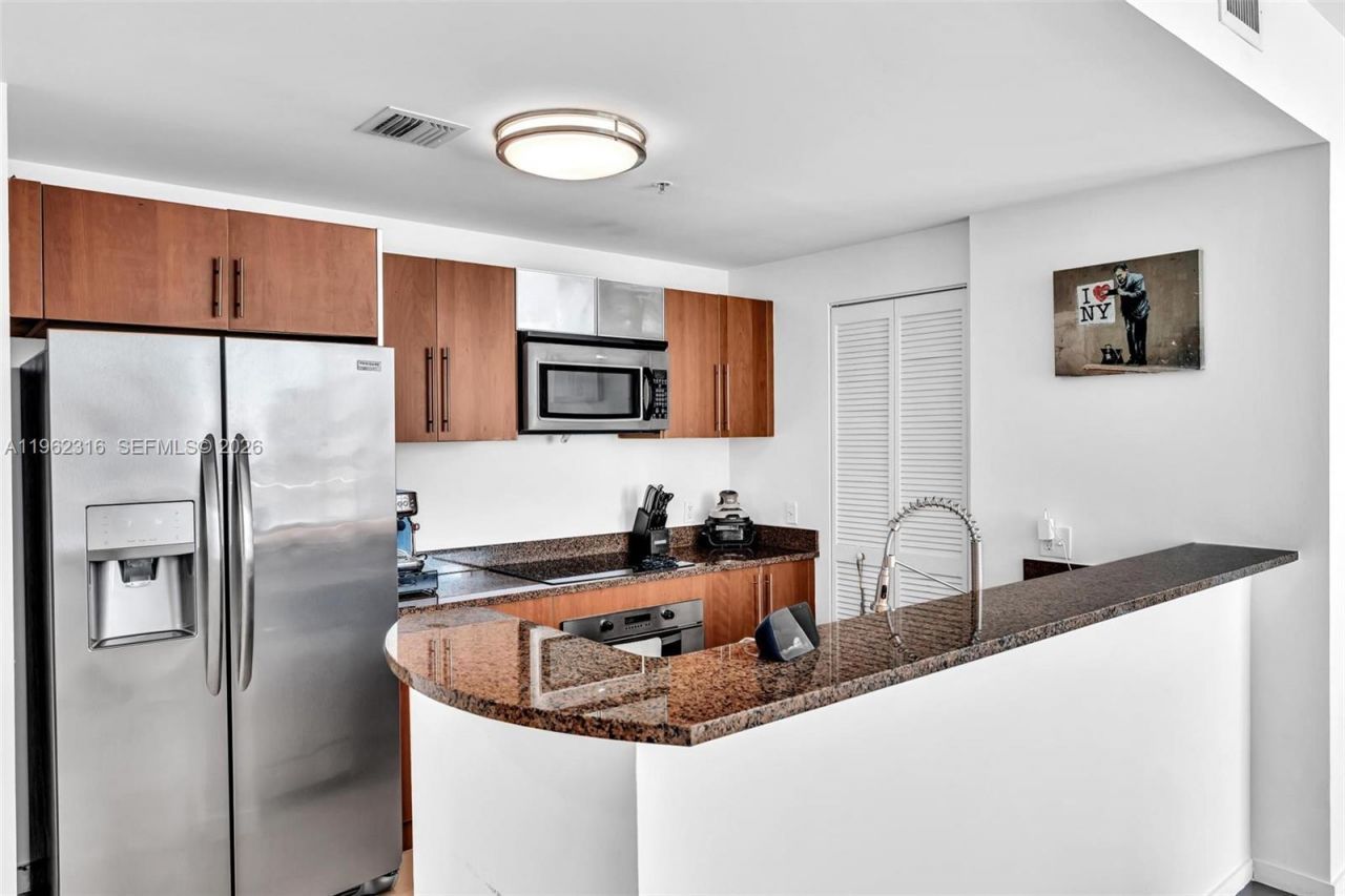 300 S Biscayne Blvd, Unit 2916, Miami, FL 33131 Photo