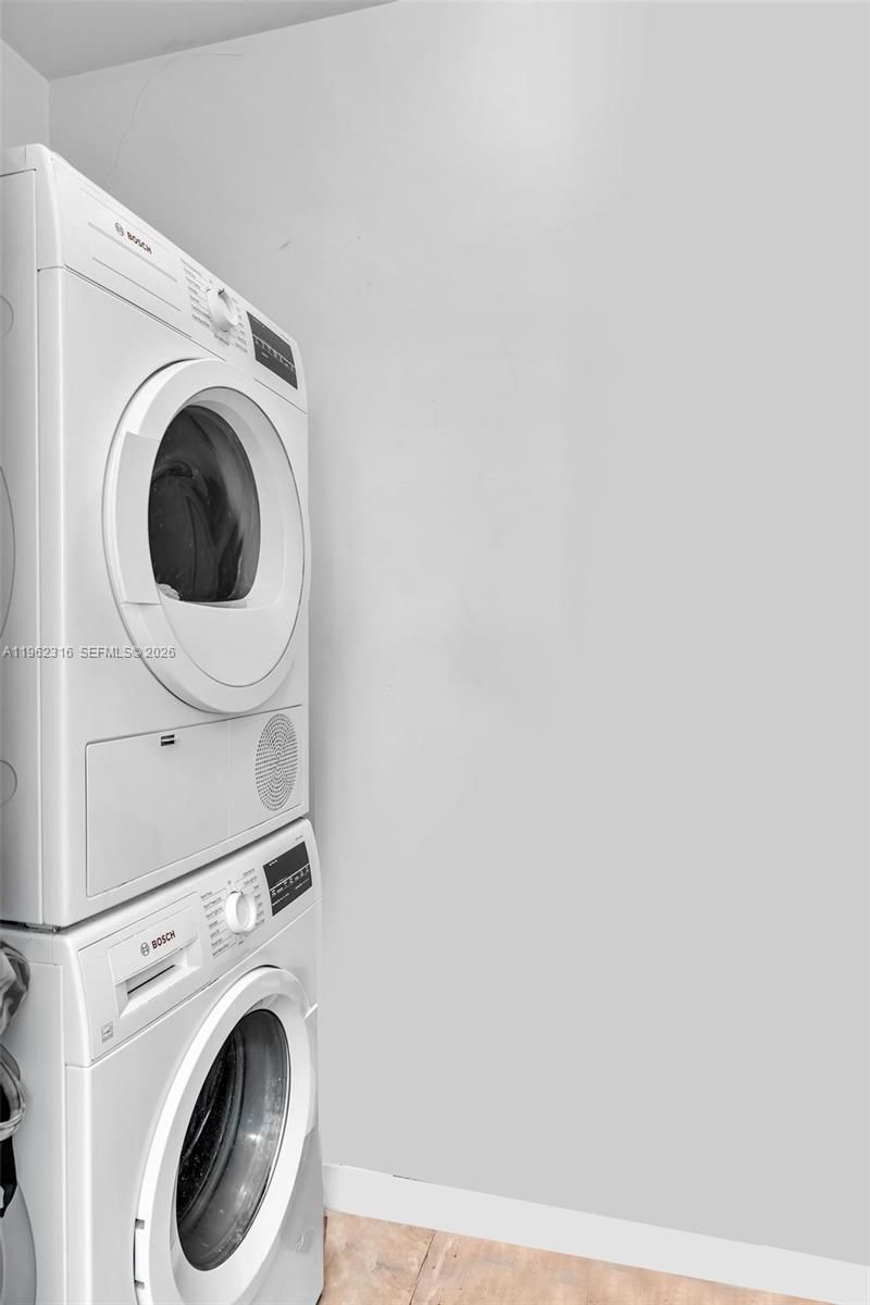 300 S Biscayne Blvd, Unit 2916, Miami, FL 33131 Photo