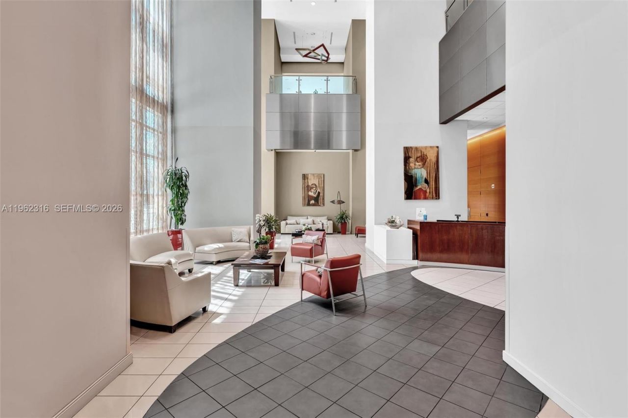 300 S Biscayne Blvd, Unit 2916, Miami, FL 33131 Photo