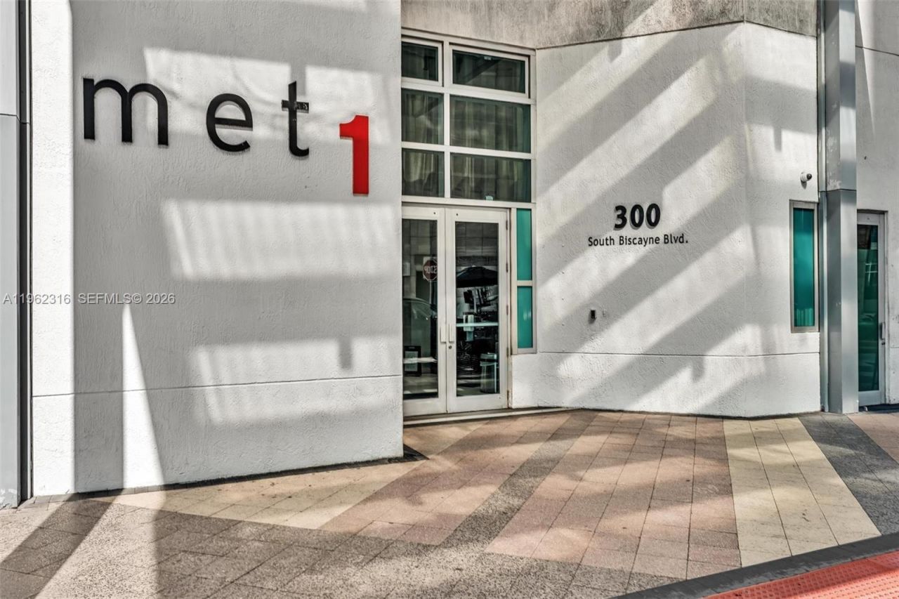 300 S Biscayne Blvd, Unit 2916, Miami, FL 33131 Photo