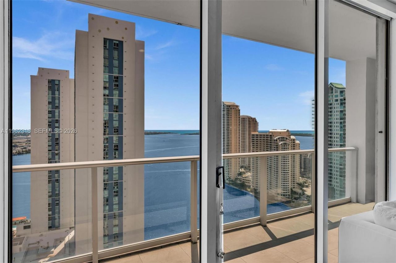 300 S Biscayne Blvd, Unit 2916, Miami, FL 33131 Photo