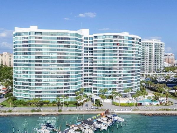 988 BLVD OF THE ARTS, Unit 1816, SARASOTA, FL 34236