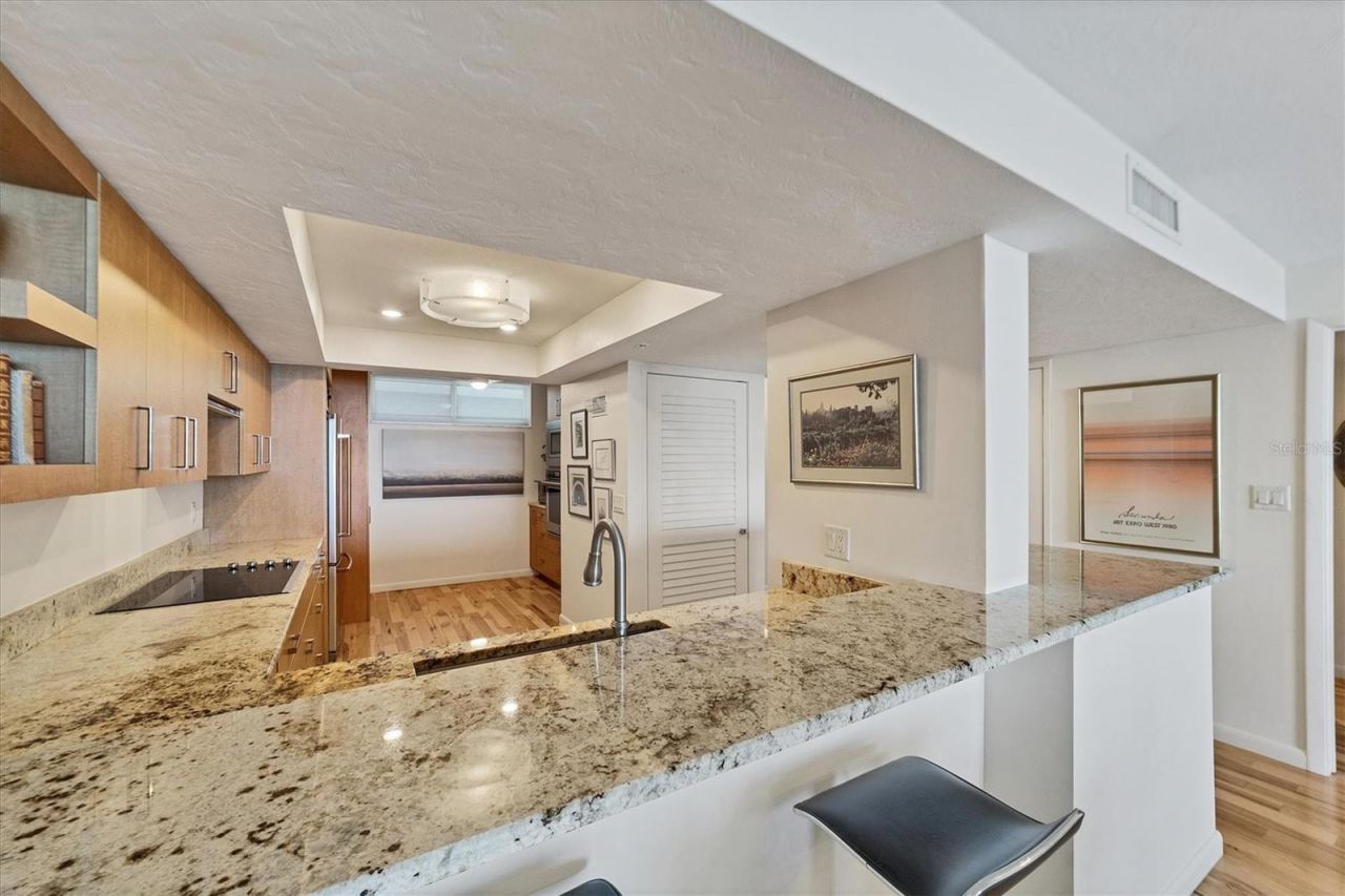 988 Blvd Of The Arts, Unit 1816, Sarasota, FL 34236 Photo