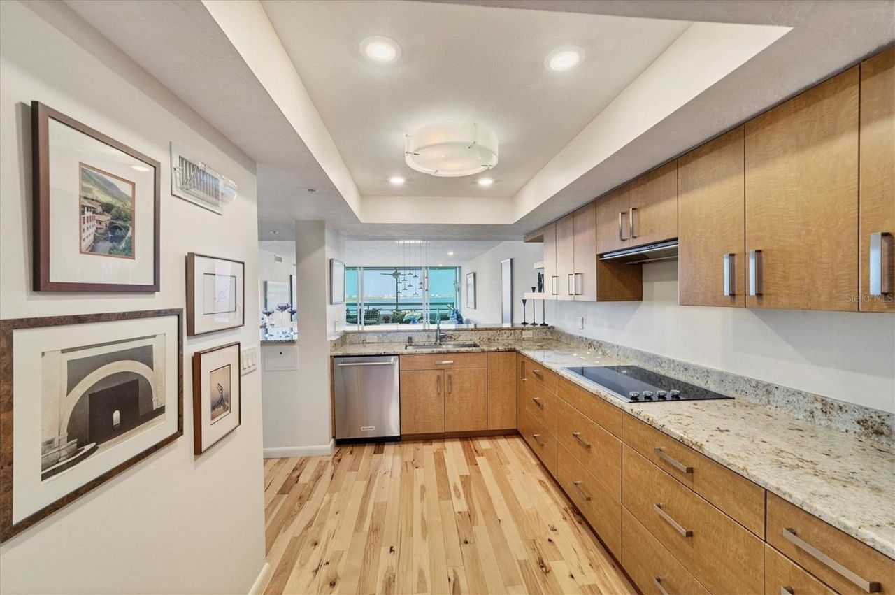 988 Blvd Of The Arts, Unit 1816, Sarasota, FL 34236 Photo