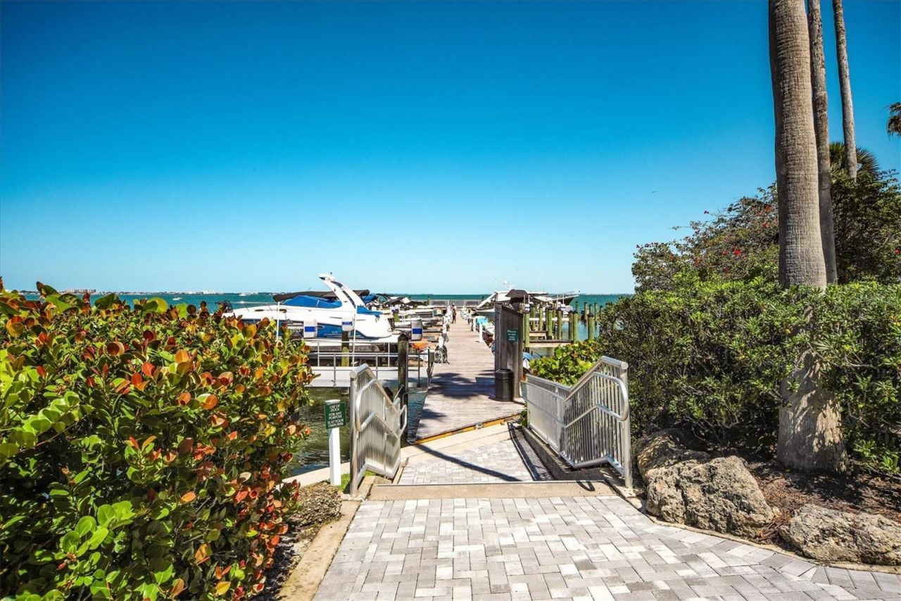 988 Blvd Of The Arts, Unit 1816, Sarasota, FL 34236 Photo