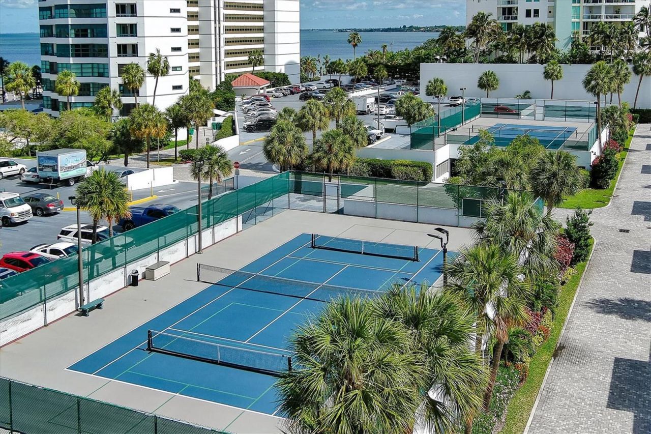 988 Blvd Of The Arts, Unit 1816, Sarasota, FL 34236 Photo