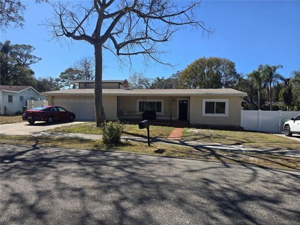 9306 FOREST HILLS DRIVE, TAMPA, FL 33612