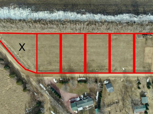 . Lime Lake Drive , Avoca, MN 56114