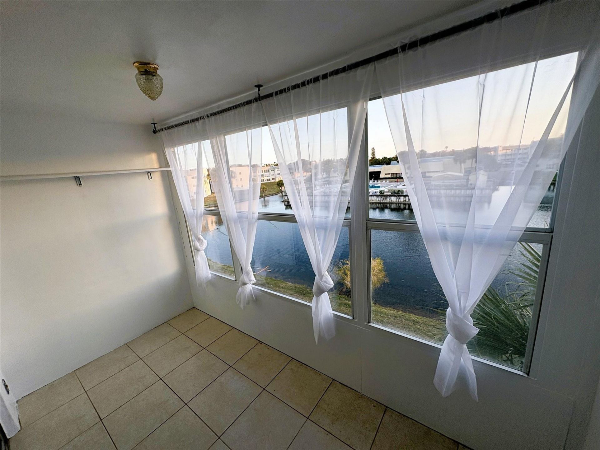 8130 Sunrise Lakes, Unit 308, Sunrise, FL 33322 Photo