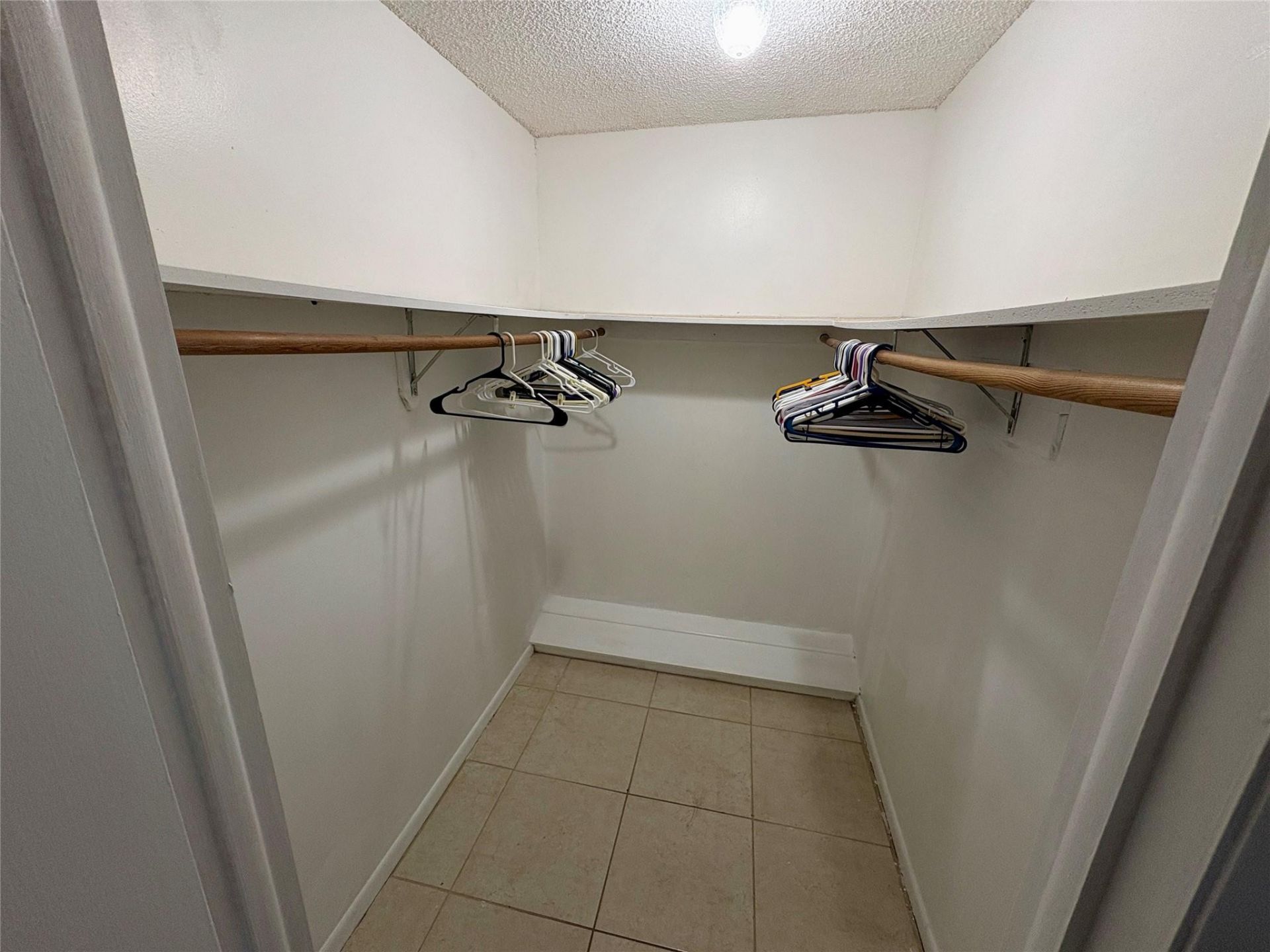 8130 Sunrise Lakes, Unit 308, Sunrise, FL 33322 Photo