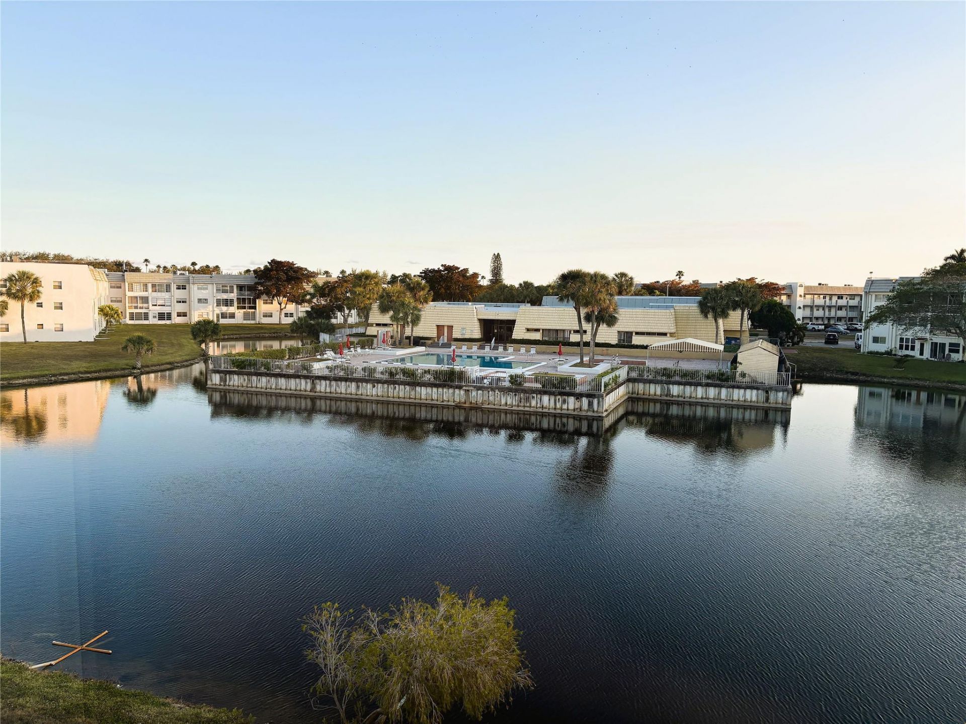 8130 Sunrise Lakes, Unit 308, Sunrise, FL 33322 Photo