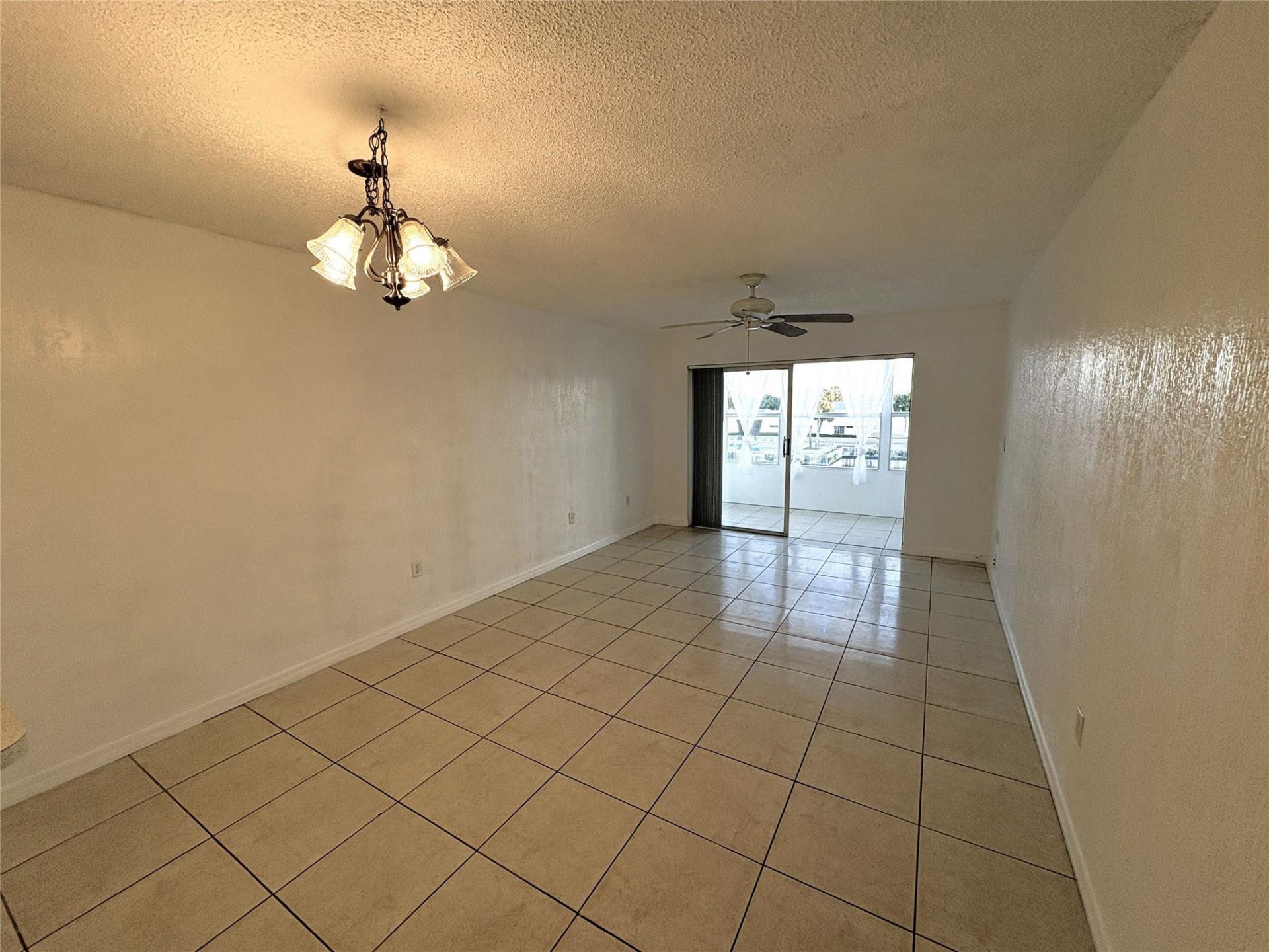 8130 Sunrise Lakes, Unit 308, Sunrise, FL 33322 Photo