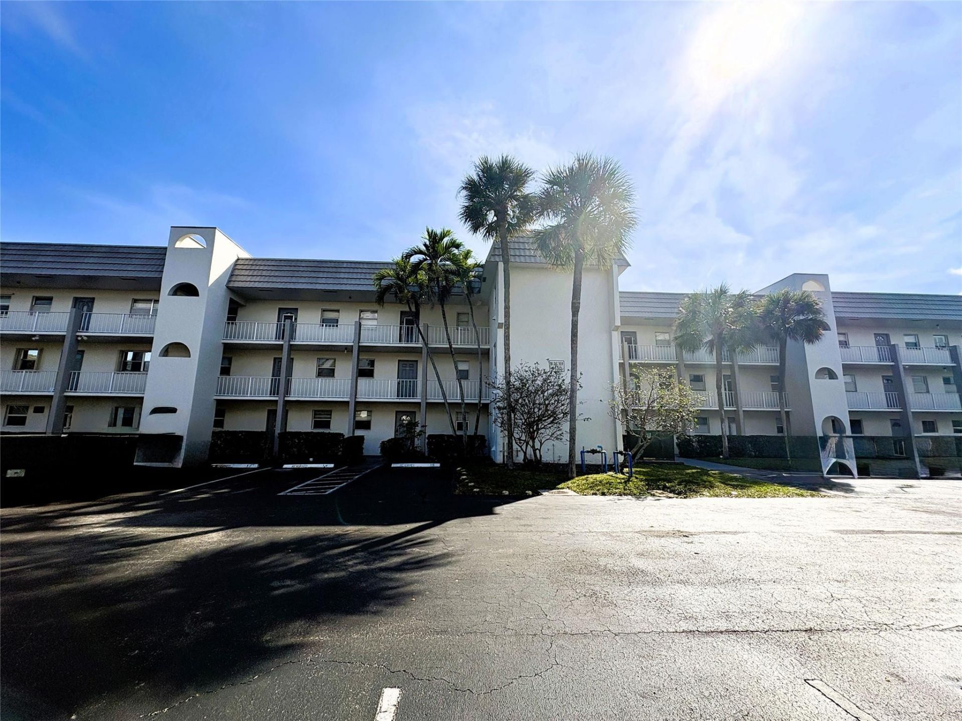 8130 Sunrise Lakes, Unit 308, Sunrise, FL 33322 Photo