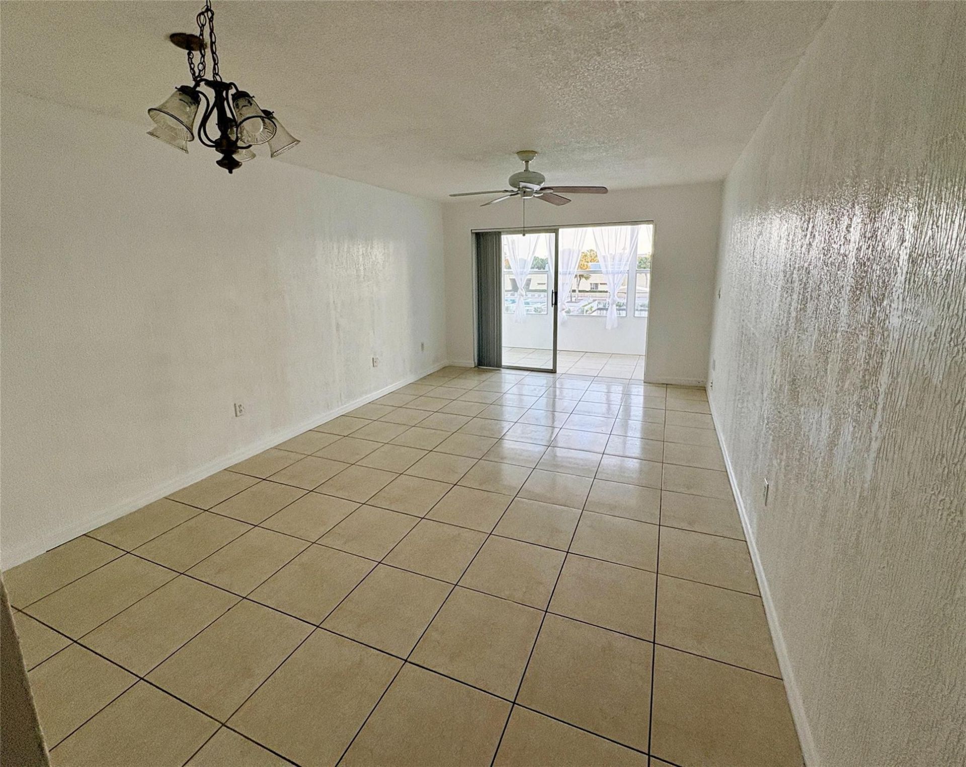 8130 Sunrise Lakes, Unit 308, Sunrise, FL 33322 Photo