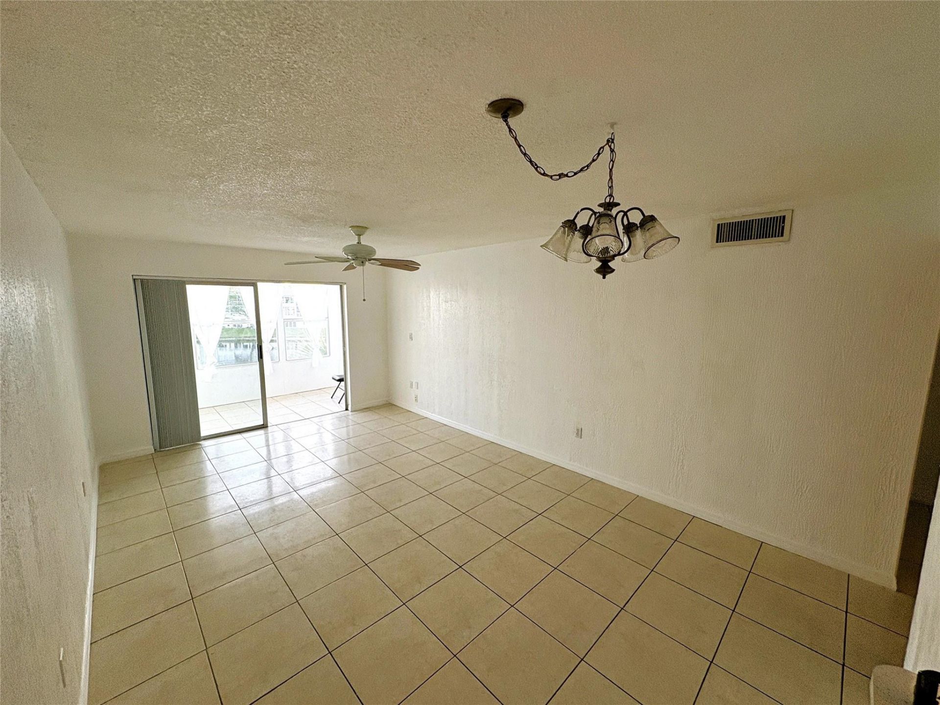 8130 Sunrise Lakes, Unit 308, Sunrise, FL 33322 Photo