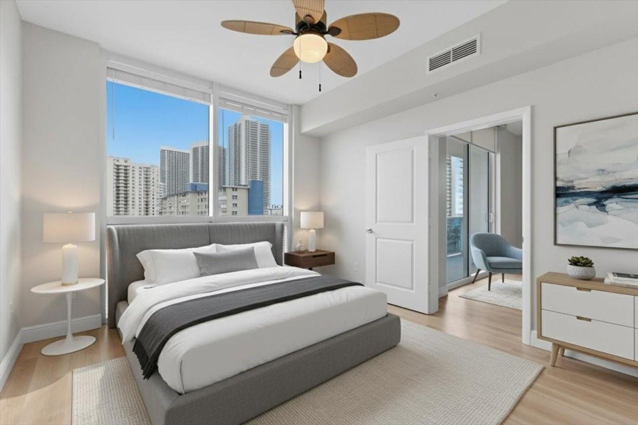 1945 S Ocean Drive, Unit 509, Hallandale Beach, FL 33009 Photo