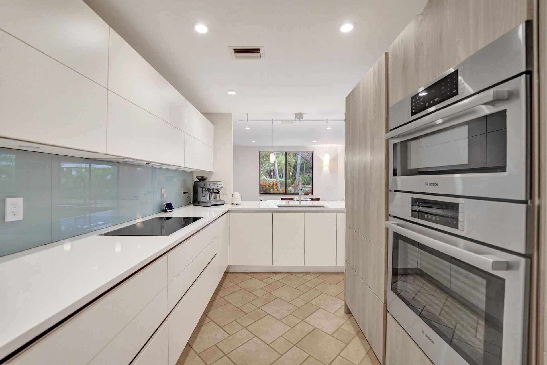 372 NW 97th Avenue, Unit 372, Plantation, FL 33324 Photo