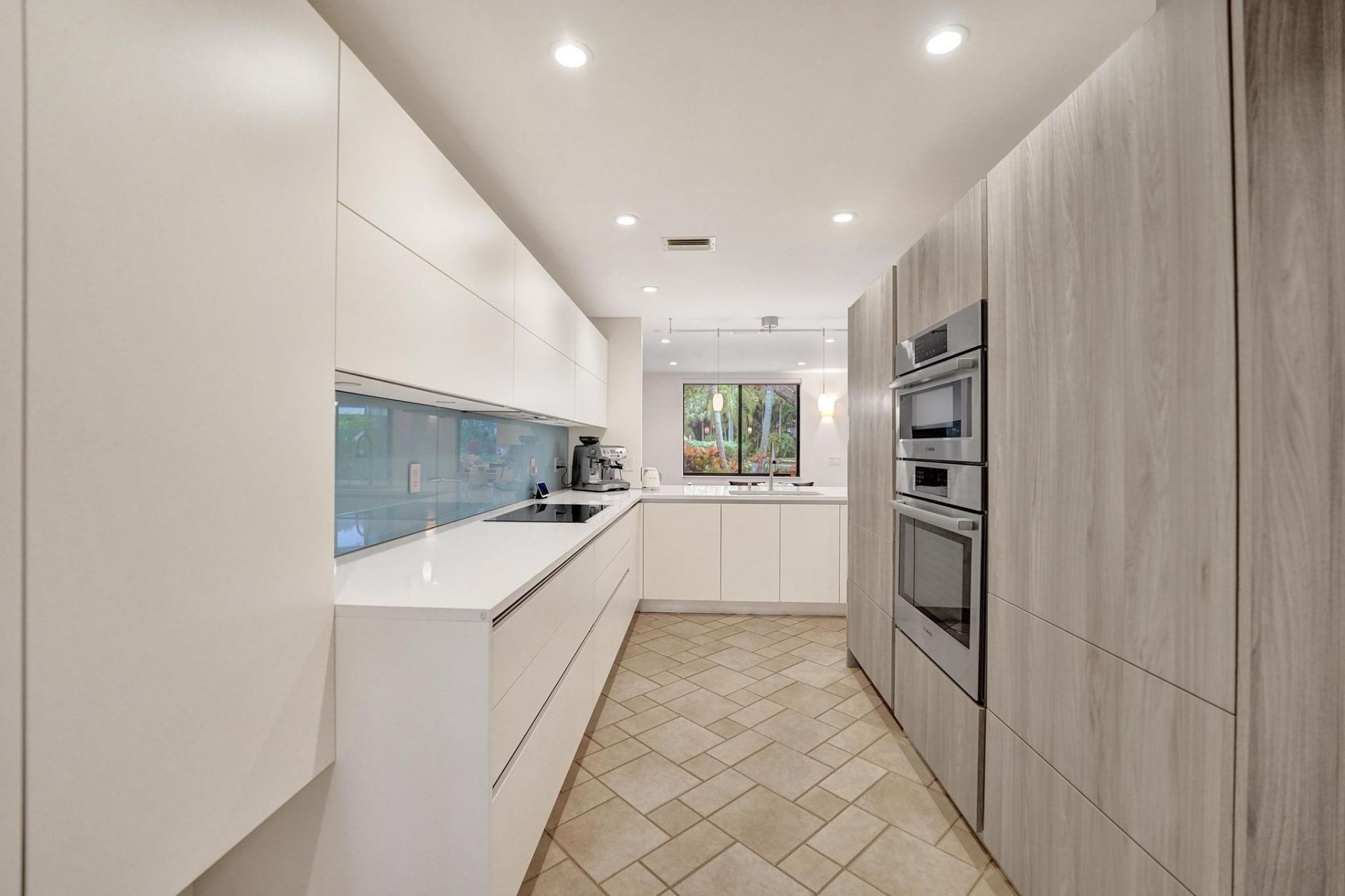 372 NW 97th Avenue, Unit 372, Plantation, FL 33324 Photo