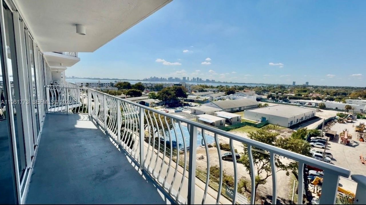 7601 E Treasure Dr, Unit 801, North Bay Village, FL 33141 Photo