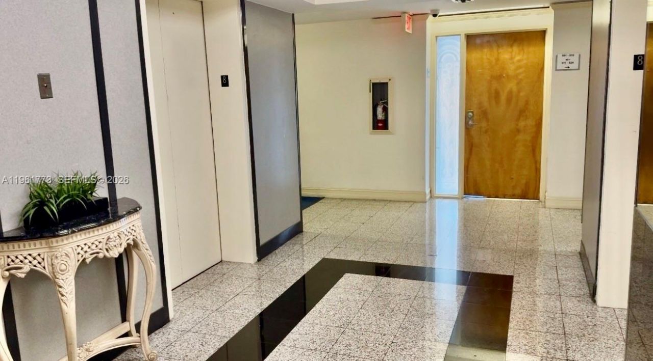 7601 E Treasure Dr, Unit 801, North Bay Village, FL 33141 Photo