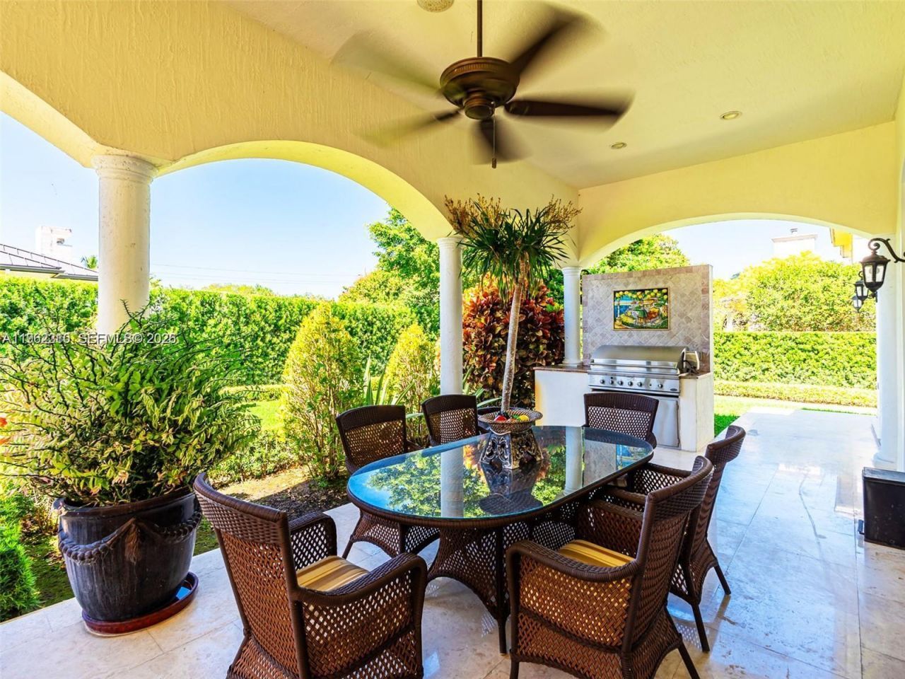 9076 SW 59th Ct, Pinecrest, FL 33156 Photo