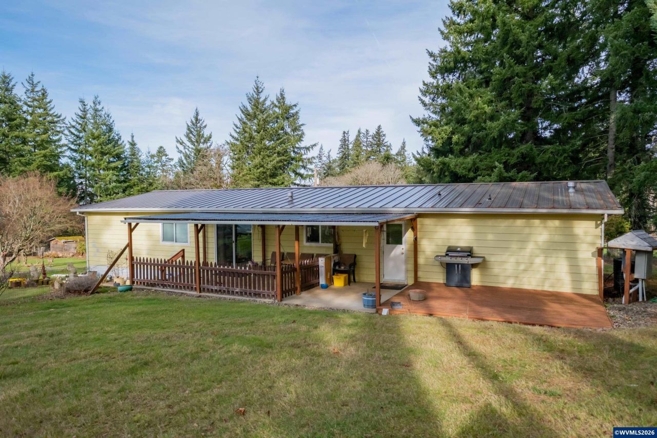 35180 SE Surface Rd, Estacada, OR 97023 Main Photo