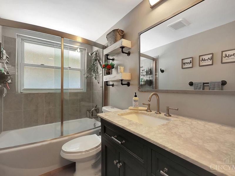 6551 Cleves Warsaw Pike, Delhi Twp, OH 45233 Photo 13