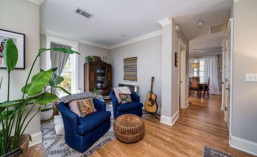 700 S Shelmore Boulevard Photo 29