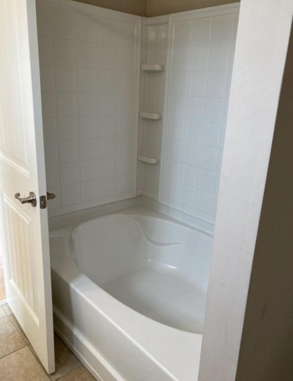 700 S Shelmore Boulevard Photo 34