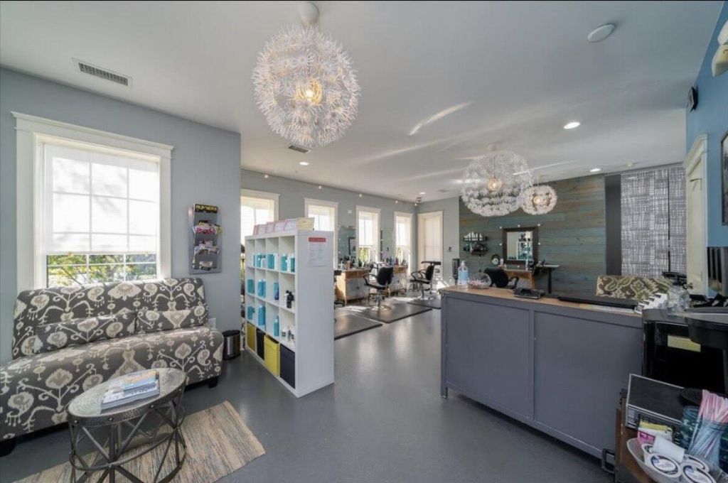 700 S Shelmore Boulevard Photo 7