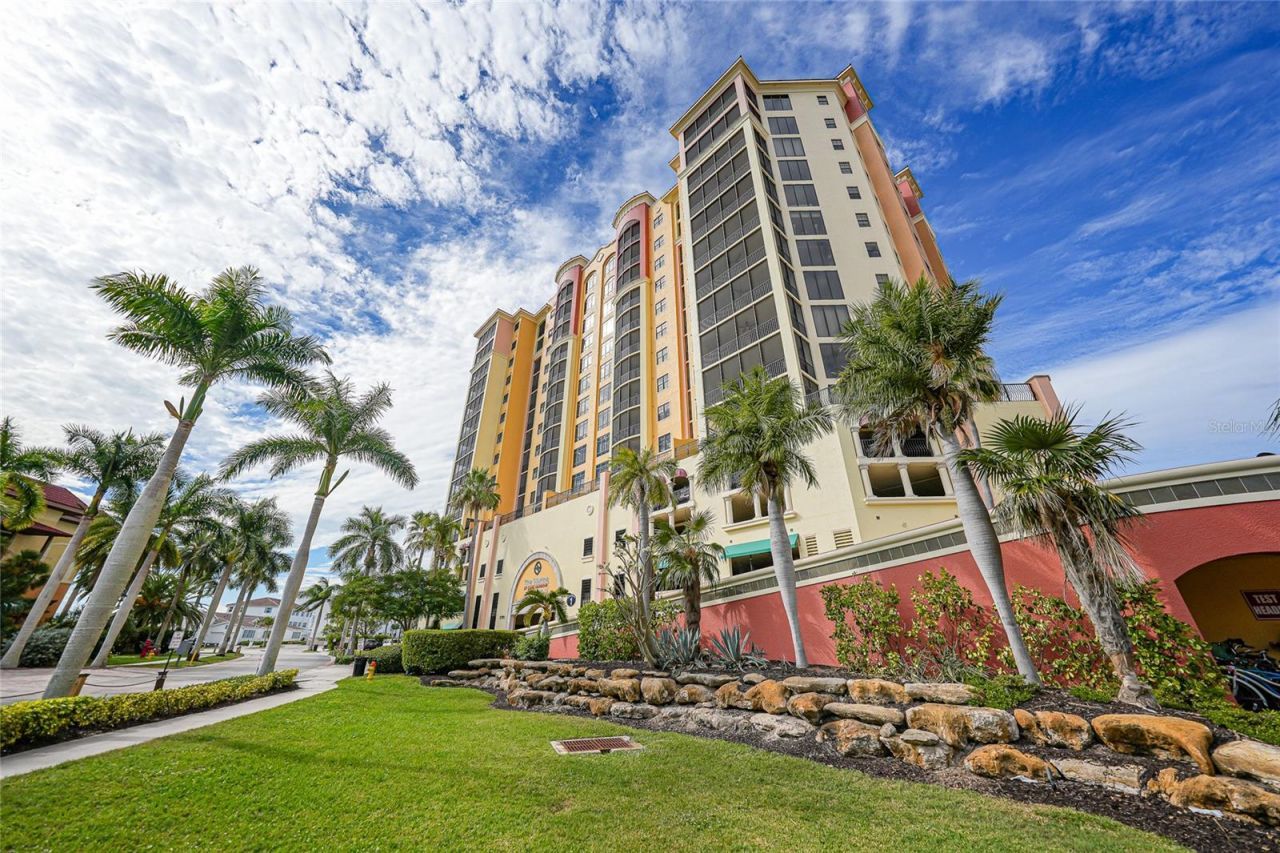 5781 Cape Harbour Drive, Unit 809, Cape Coral, FL 33914 Photo