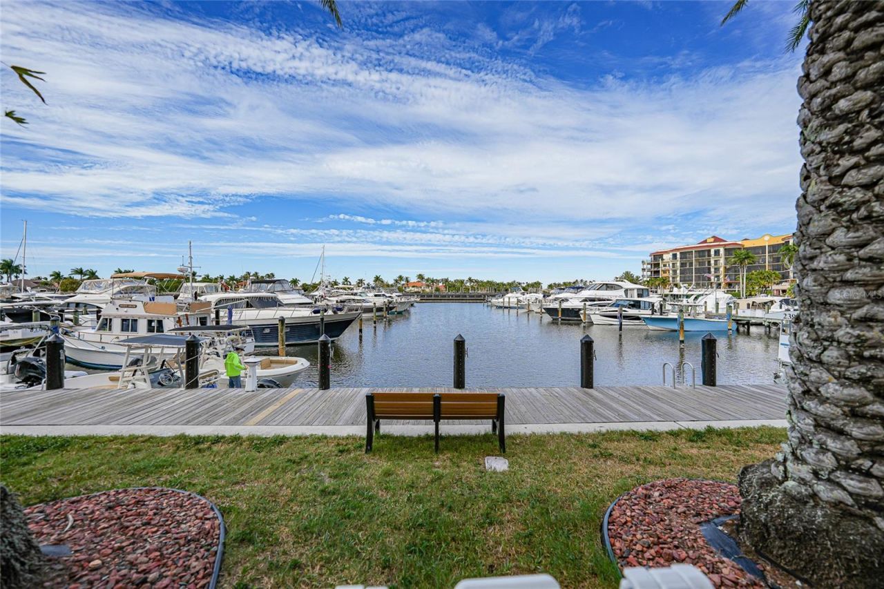 5781 Cape Harbour Drive, Unit 809, Cape Coral, FL 33914 Photo
