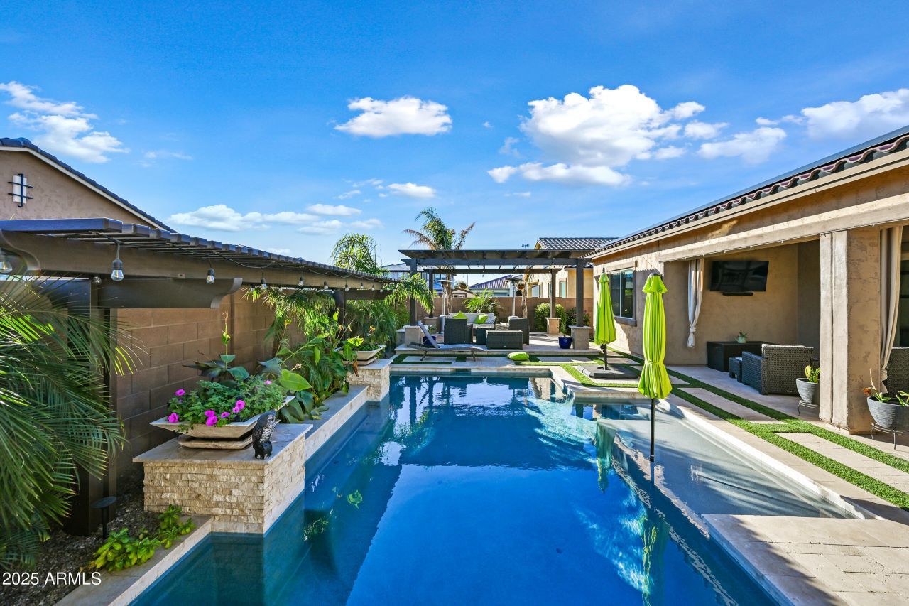 7445 W Jasmine Trail, Peoria, AZ 85383 Main Photo