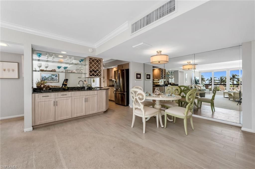 4001 Gulf Shore Blvd N, Unit 207, Naples, FL 34103 Photo