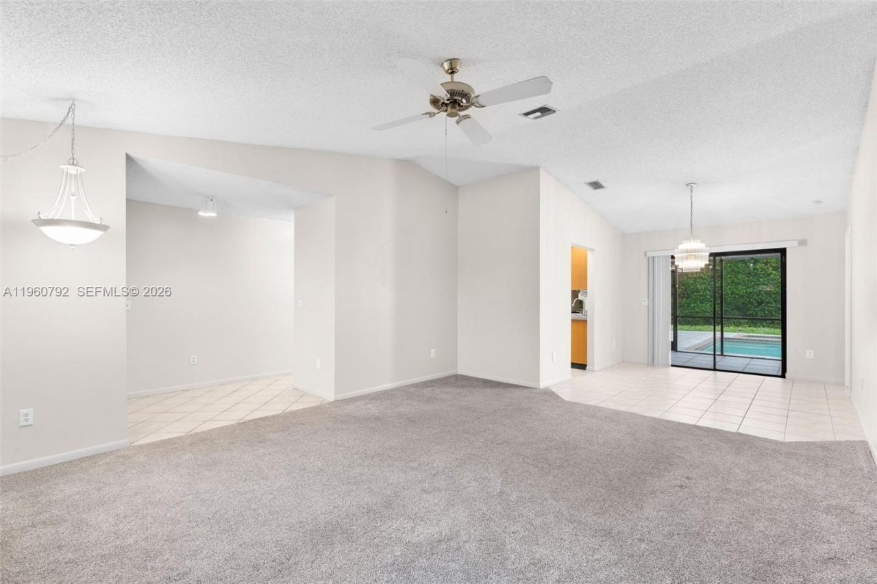 4264 NW 95th Ter , Sunrise, FL 33351 Photo