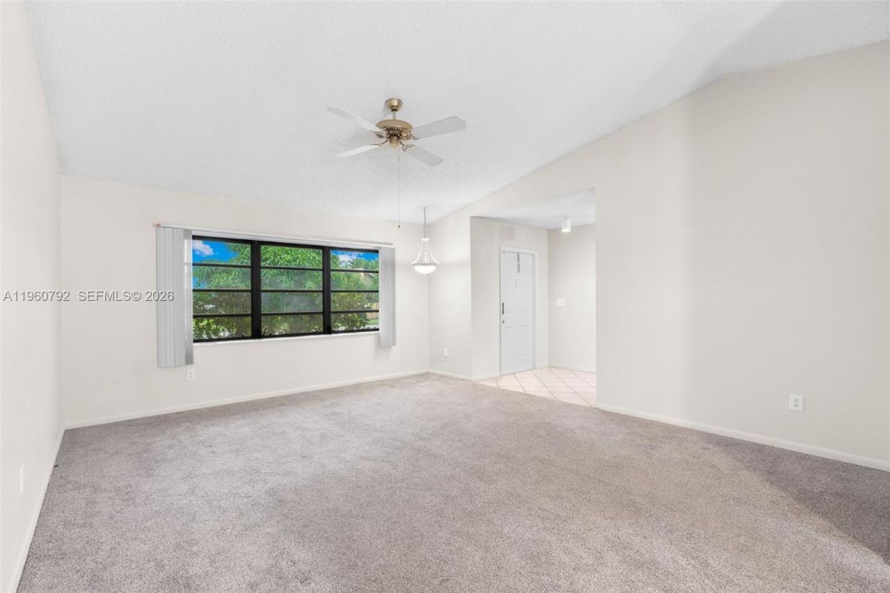 4264 NW 95th Ter , Sunrise, FL 33351 Photo