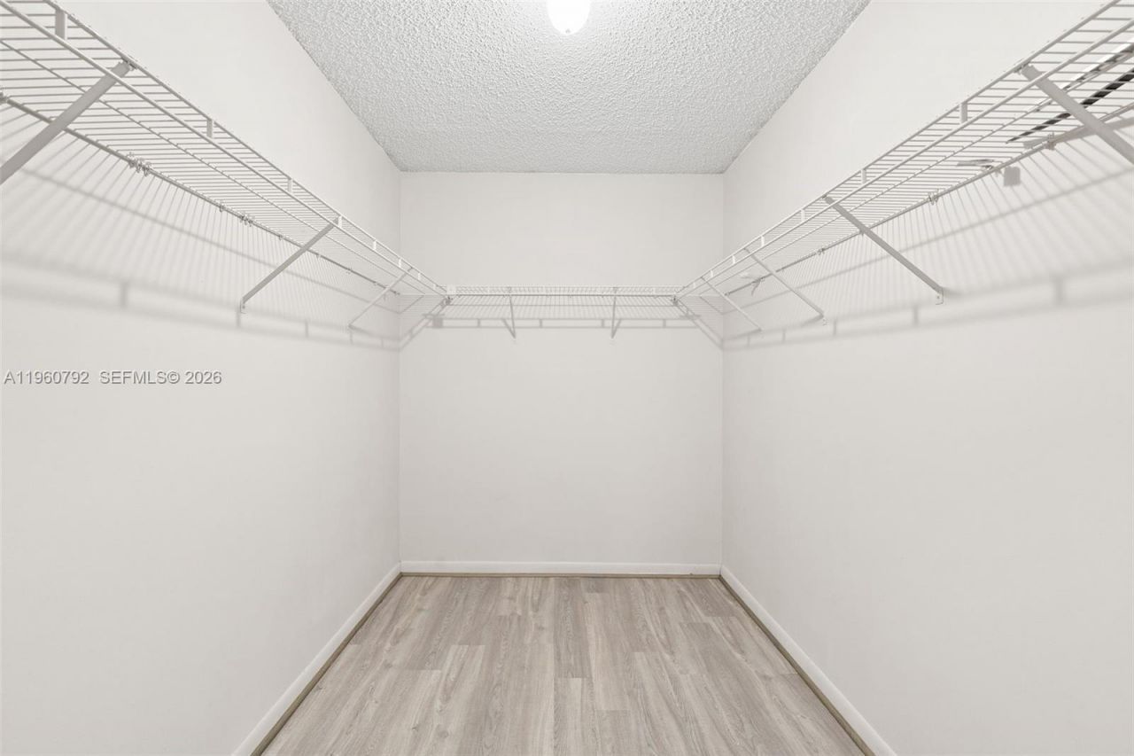 4264 NW 95th Ter , Sunrise, FL 33351 Photo