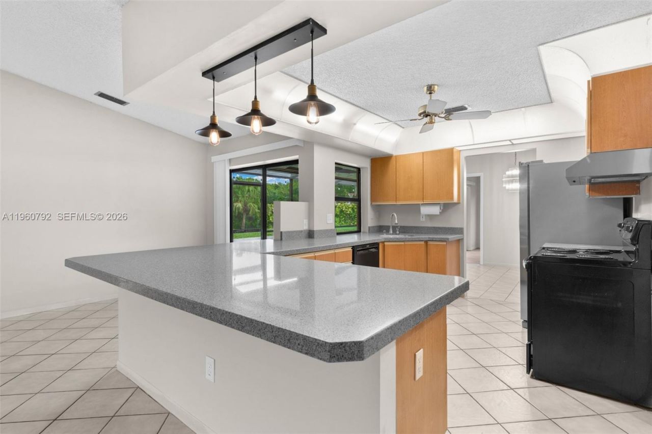 4264 NW 95th Ter , Sunrise, FL 33351 Photo