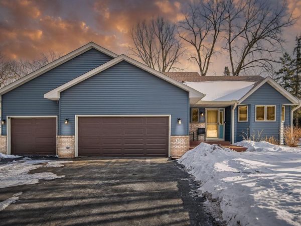 800 Griffin Avenue, Mahtomedi, MN 55115