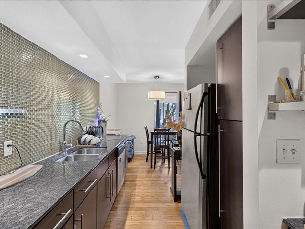 2200 Dickson DR, Unit 127, Austin, TX 78704
