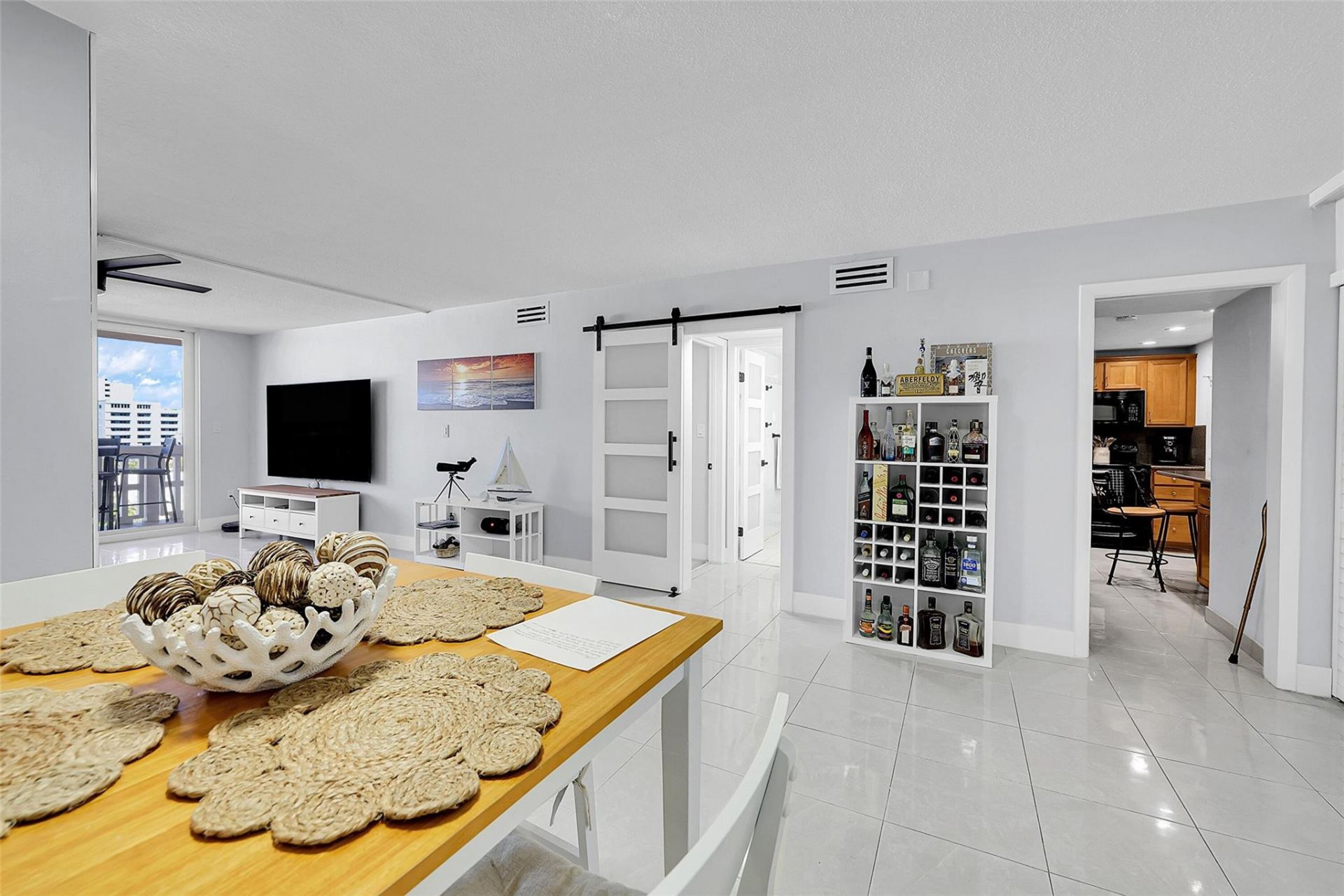 801 S Ocean Dr, Unit 605, Hollywood, FL 33019 Photo