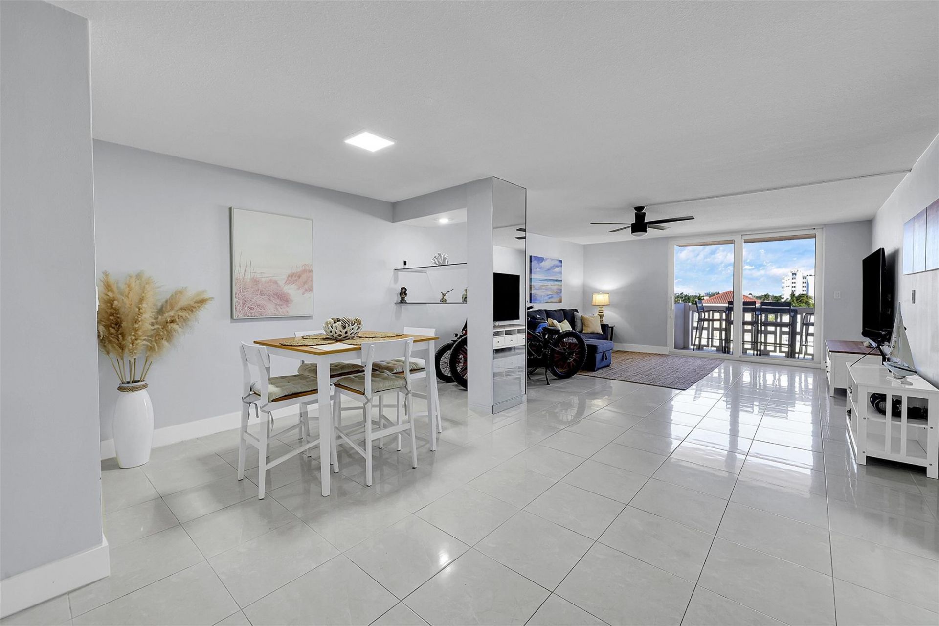 801 S Ocean Dr, Unit 605, Hollywood, FL 33019 Photo