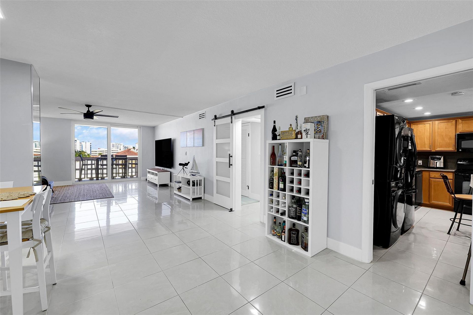 801 S Ocean Dr, Unit 605, Hollywood, FL 33019 Photo
