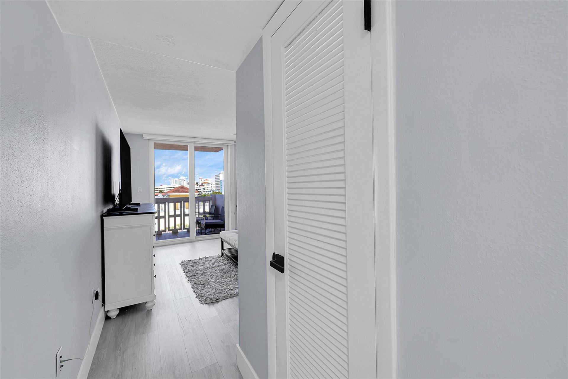 801 S Ocean Dr, Unit 605, Hollywood, FL 33019 Photo