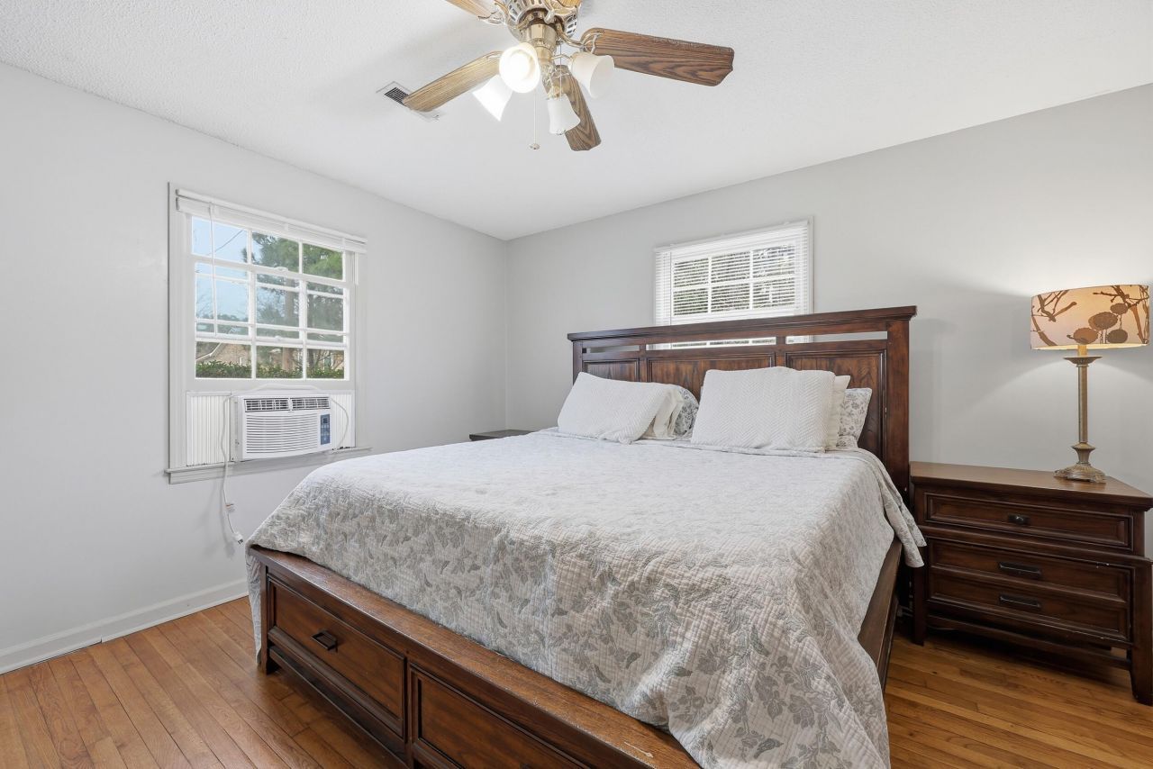 1330 Dennis Boulevard Photo 13