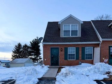 29 OXFORD COURT, NEW OXFORD, PA 17350