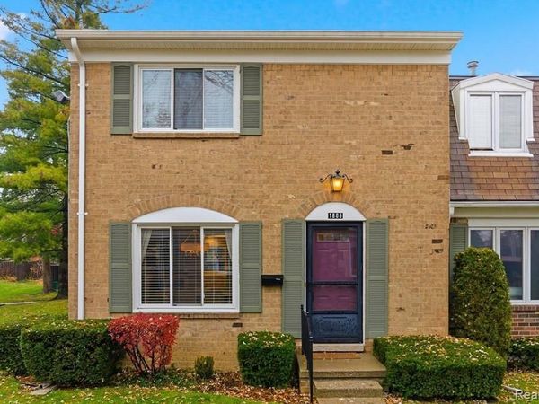 1806 N Torquay Avenue N, Royal Oak, MI 48073