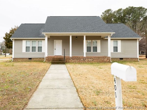 401 W Brocklyn Street, Benson, NC 27504